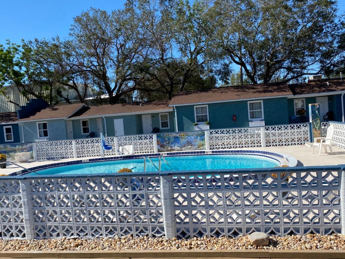 Gulf Coast Inn Gulf Breeze Eksteriør bilde